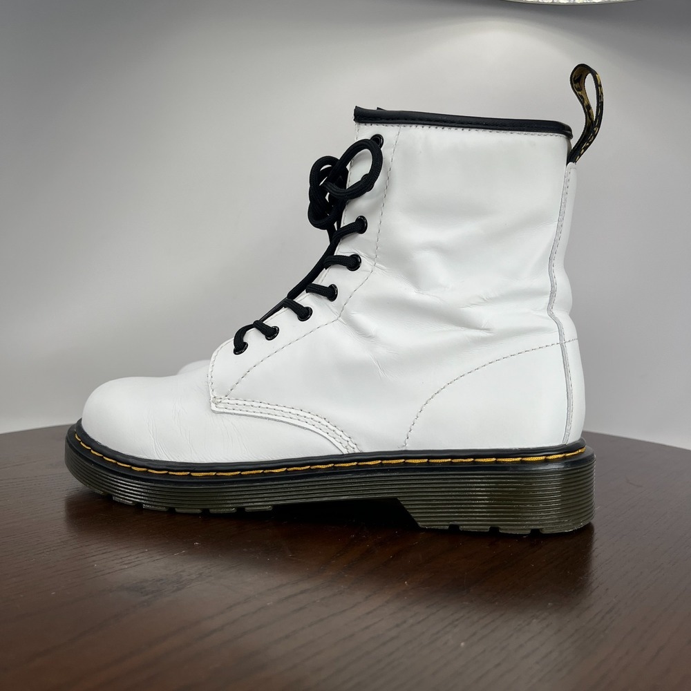 Dr. Martens 1460 Y Boots  Women's 6 White Leather Side Zip Grunge Punk Combat M5